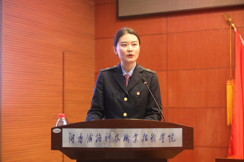 中国铁路广州局集团有限公司青年岗位技术能手董笛郁宣讲